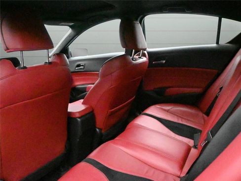 Used 2019 Acura ILX image 16