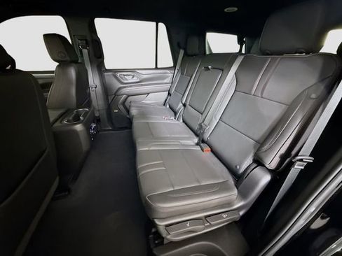 Used 2024 Chevrolet Tahoe RST w/ Luxury Package AWD/4WD image 24