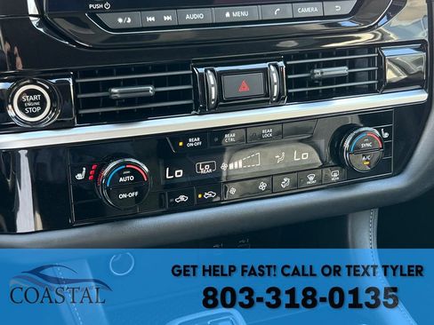 Used 2024 Nissan Pathfinder SV image 39