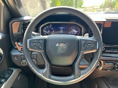 New 2026 Chevrolet Silverado 1500 ZR2 w/ Dark Appearance Package AWD/4WD image 33
