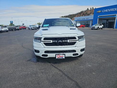 Used 2022 RAM 1500 Laramie w/ Sport Appearance Package AWD/4WD image 8