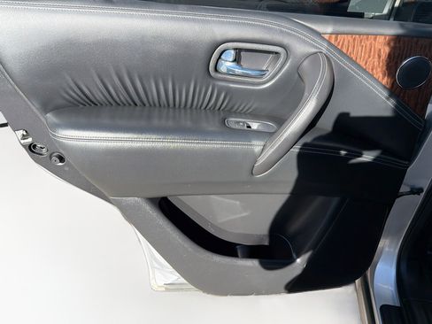 Used 2018 Nissan Armada SL w/ Moonroof Package AWD/4WD image 27