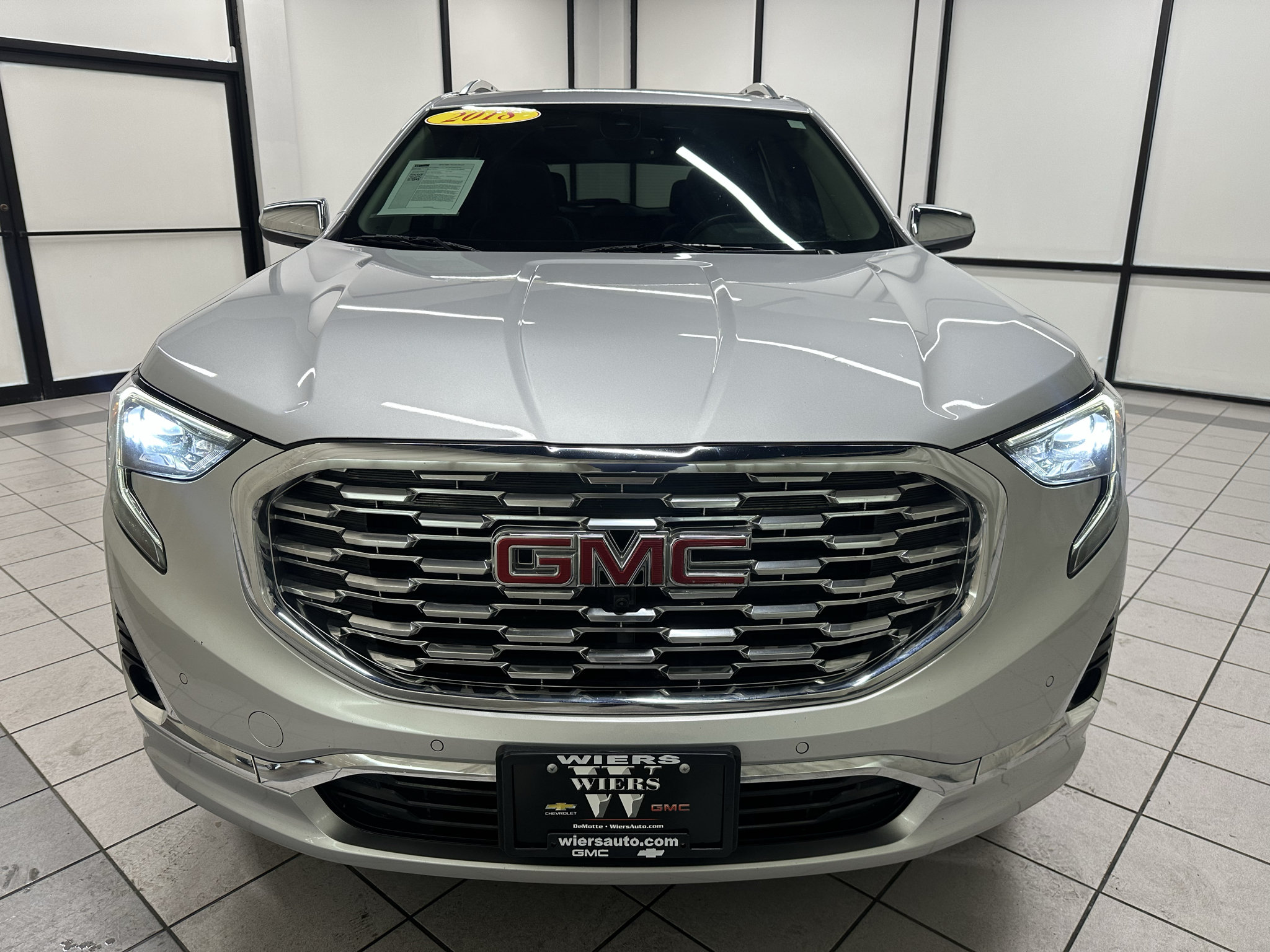 Used 2018 GMC Terrain Denali w/ Advanced Safety Package AWD/4WD image 14