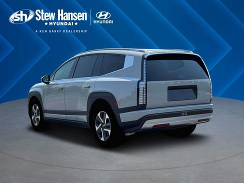 New 2026 Hyundai Ioniq 9 SE image 6