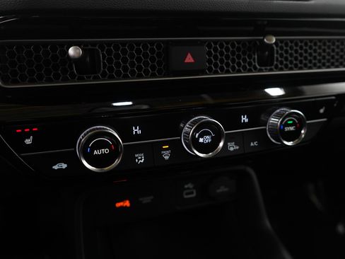 Used 2022 Honda Civic EX image 20