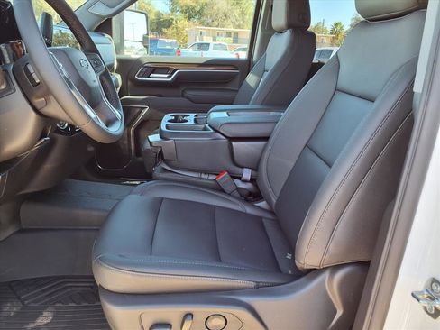 New 2026 Chevrolet Silverado 2500 LT w/ Trail Boss Package image 13