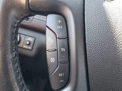 Used 2017 Buick Enclave Leather FWD image 23