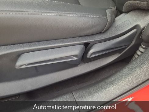 Certified 2025 Honda Civic Sport image 17