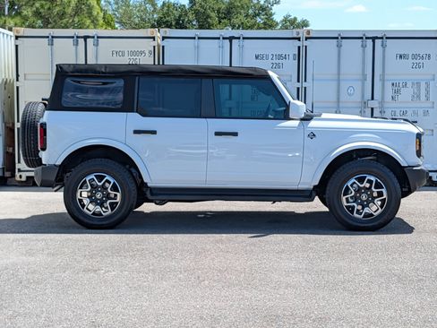 New 2026 Ford Bronco Outer Banks AWD/4WD image 3