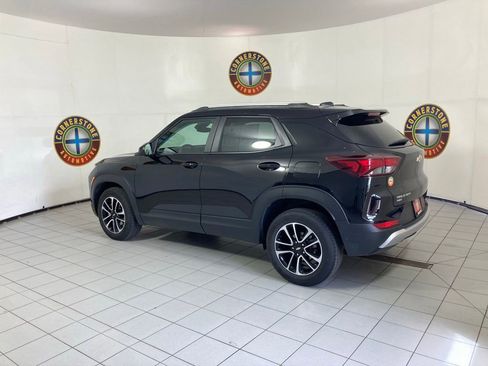 Used 2025 Chevrolet TrailBlazer LT AWD/4WD image 21