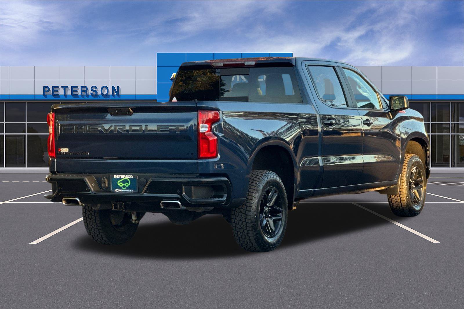 Certified 2021 Chevrolet Silverado 1500 LT Trail Boss w/ Convenience Package II AWD/4WD image 4
