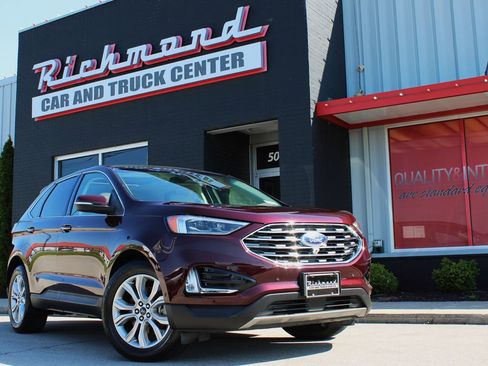 Used 2019 Ford Edge Titanium w/ Equipment Group 301A image 2