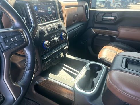 Used 2022 Chevrolet Silverado 3500 High Country AWD/4WD image 11