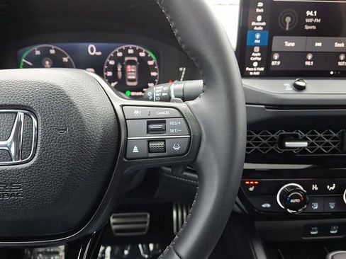 Used 2025 Honda Accord Sport image 22