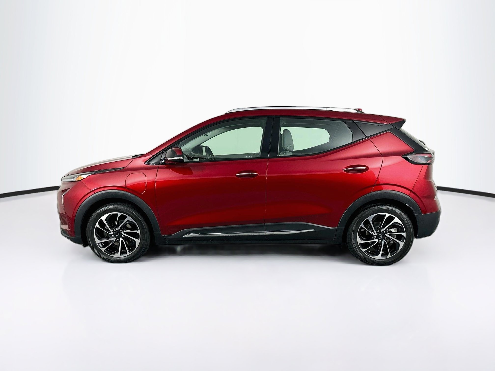Used 2023 Chevrolet Bolt EUV Premier FWD image 4