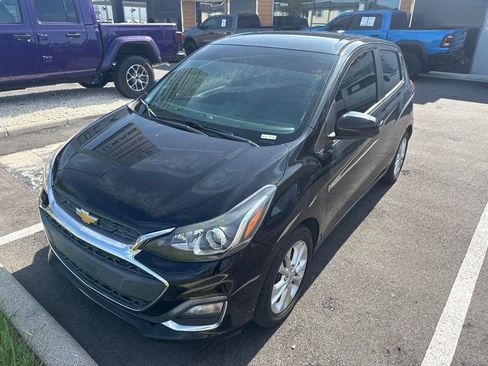 Used 2021 Chevrolet Spark LT FWD image 2
