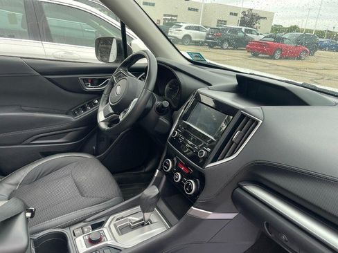 Used 2019 Subaru Forester Premium AWD/4WD image 2