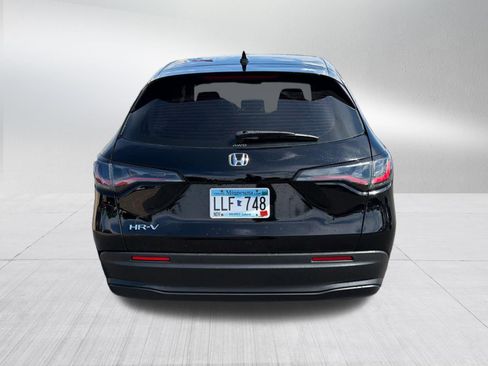 Used 2024 Honda HR-V LX image 9