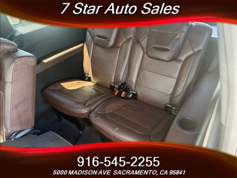 Used 2015 Mercedes-Benz GL 550 4MATIC image 21