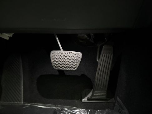 Used 2024 Lexus ES 350 w/ Accessory Package (Z1) FWD image 39