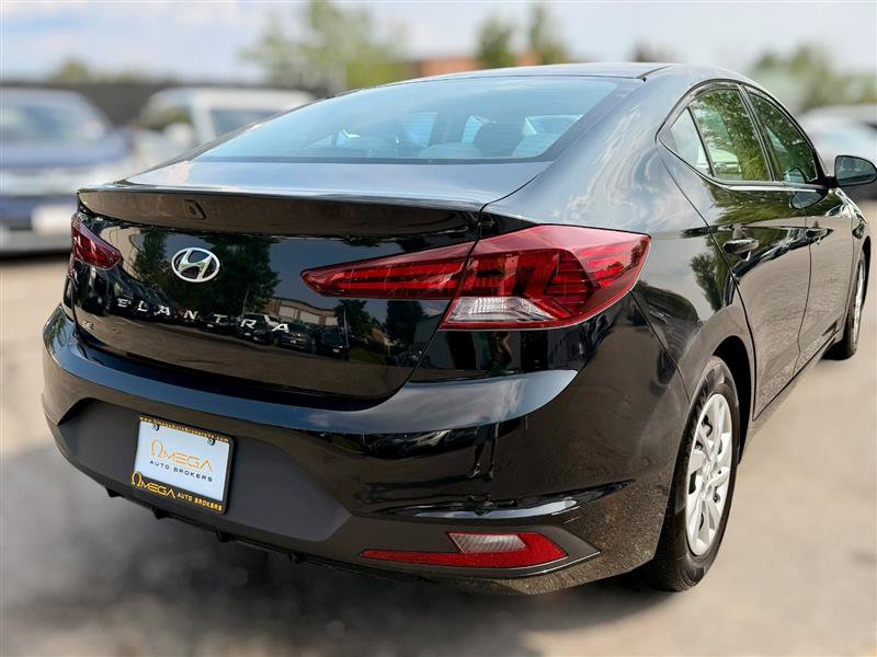 Used 2020 Hyundai Elantra SE FWD image 4
