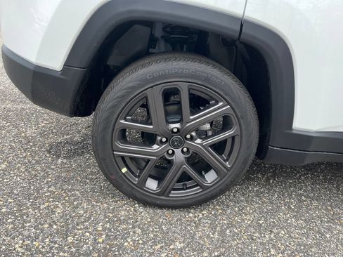 New 2026 Jeep Compass Limited AWD/4WD image 24