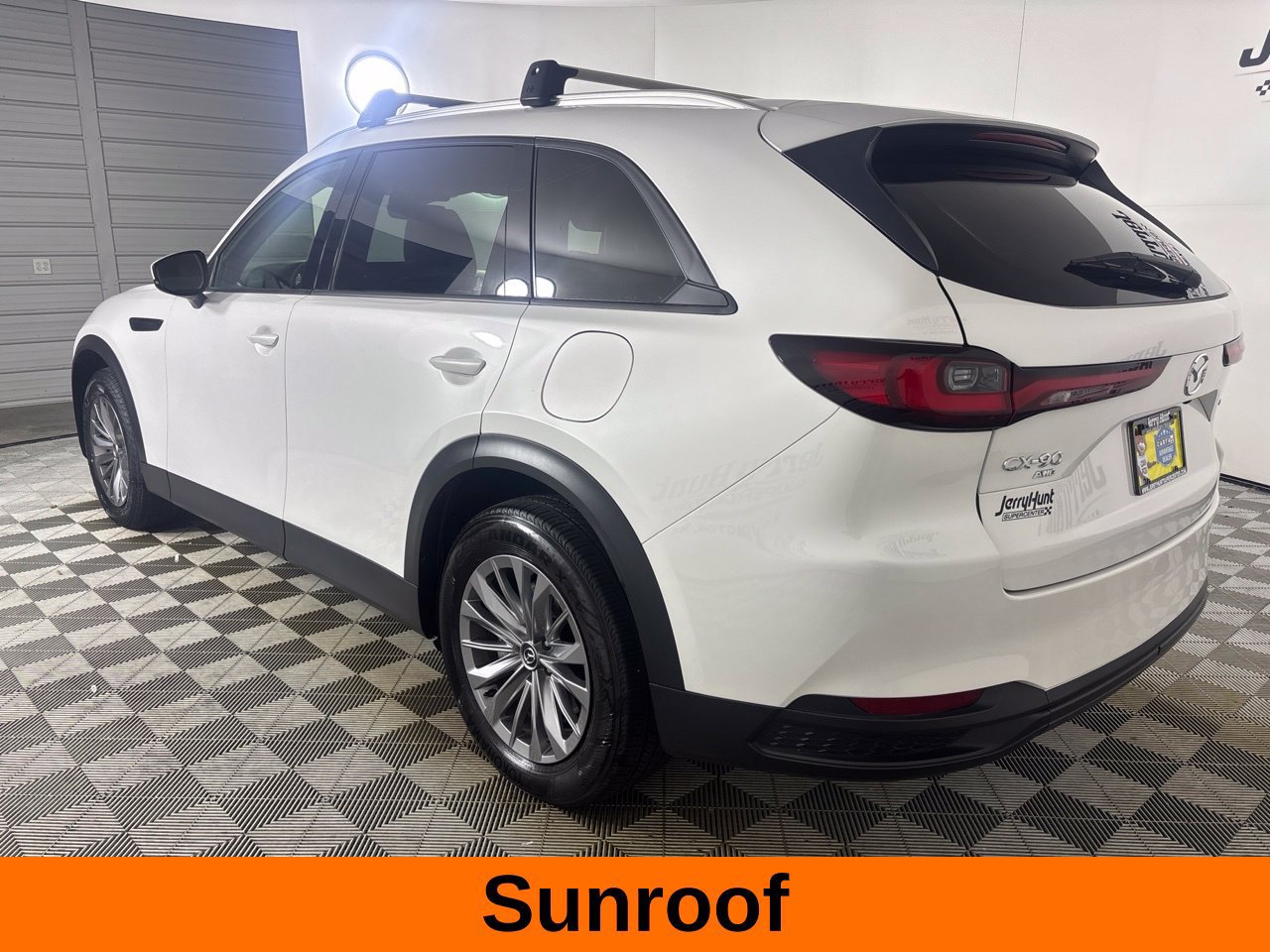 Used 2024 MAZDA CX-90 3.3 Turbo w/ Preferred Plus AWD/4WD image 9