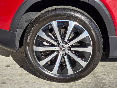 Used 2021 Mercedes-Benz GLB 250 image 9