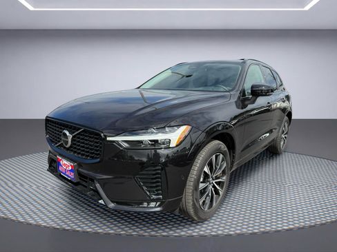 Used 2024 Volvo XC60 B5 Plus AWD/4WD image 2