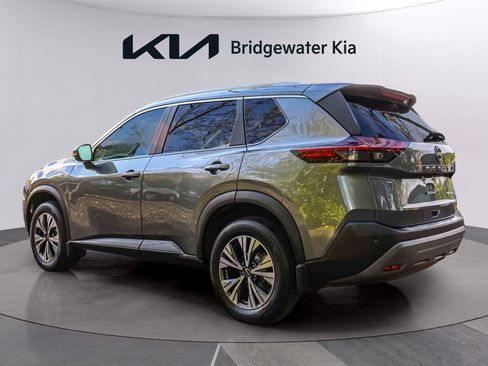Used 2023 Nissan Rogue SV w/ SV Premium Package AWD/4WD image 4