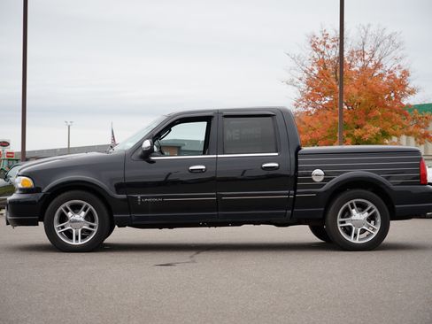 Used 2002 Lincoln Blackwood image 6