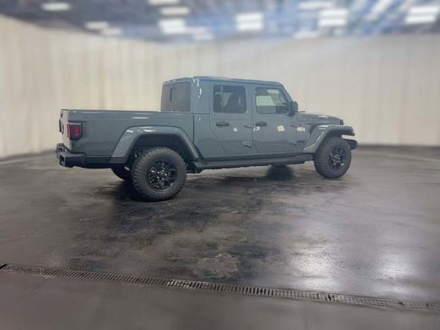 New 2026 Jeep Gladiator Sport image 13