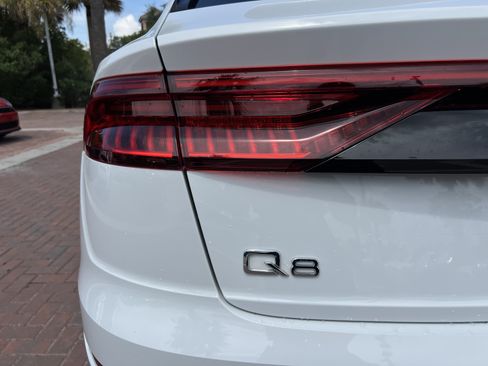 Used 2022 Audi Q8 Premium Plus AWD/4WD image 40