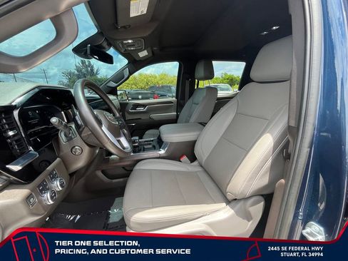 Used 2023 GMC Sierra 1500 SLT w/ SLT Premium Plus Package AWD/4WD image 10