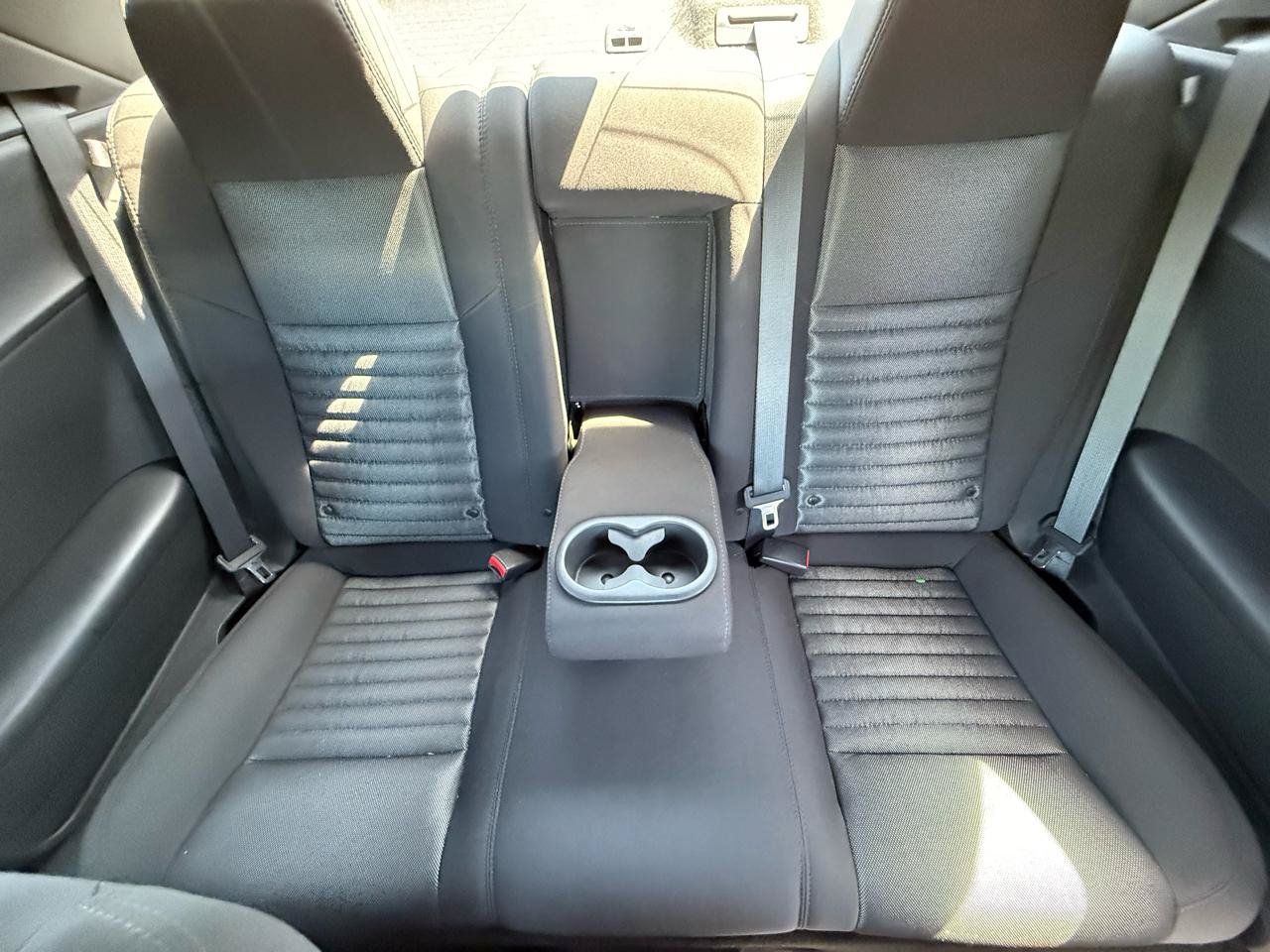 Used 2014 Dodge Challenger SXT RWD image 27