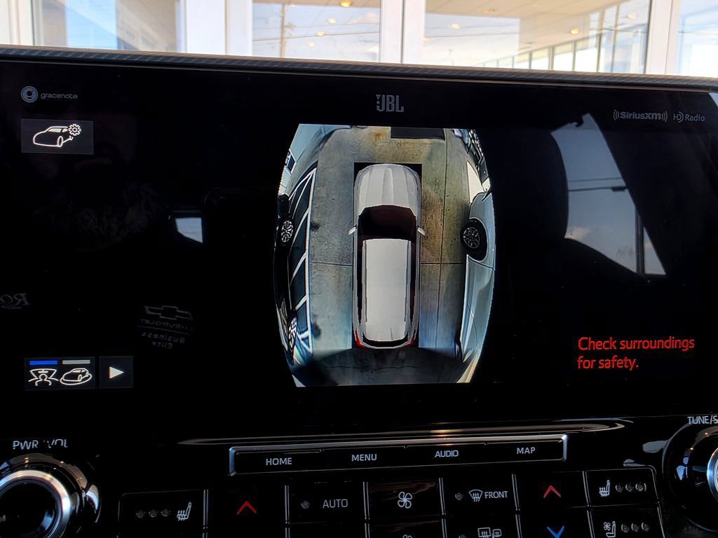 Used 2021 Toyota Highlander Platinum AWD/4WD image 54