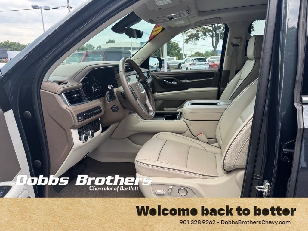 Used 2021 GMC Yukon Denali w/ Denali Ultimate Package AWD/4WD image 10