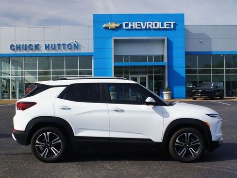 Used 2026 Chevrolet TrailBlazer LT w/ LT Cold Weather Package image 1