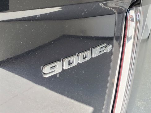 New 2026 Cadillac Vistiq Sport w/ LPO, Floor Liner Package image 30