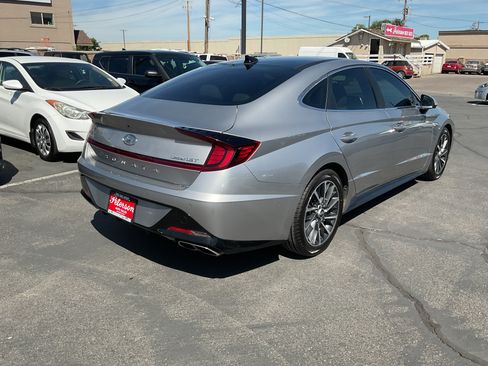 Used 2022 Hyundai Sonata Limited w/ Cargo Package FWD image 6