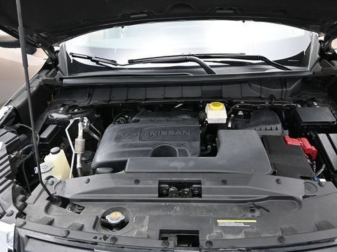 Used 2023 Nissan Pathfinder Platinum AWD/4WD image 5