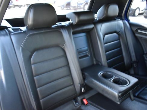 Used 2015 Volkswagen Golf R 4-Door AWD/4WD image 29