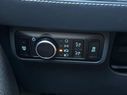 New 2025 Ford Mustang Mach-E Premium image 23