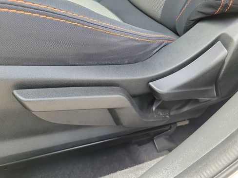 Used 2023 Subaru Crosstrek 2.0i Premium image 16