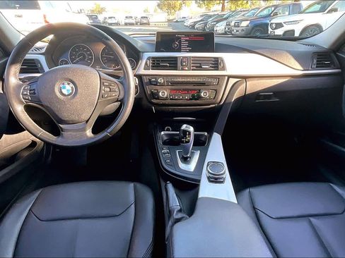 Used 2015 BMW 320i Sedan image 17