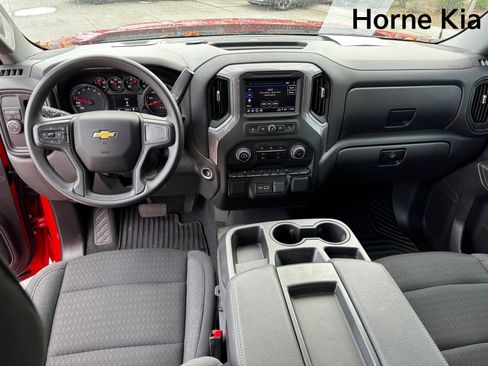Used 2023 Chevrolet Silverado 1500 Custom image 11