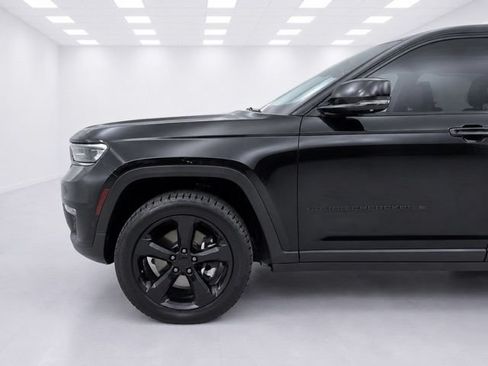 Used 2022 Jeep Grand Cherokee L Limited w/ Luxury Tech Group II AWD/4WD image 8