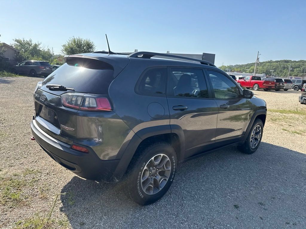Used 2020 Jeep Cherokee Trailhawk w/ Cold Weather Group AWD/4WD image 35