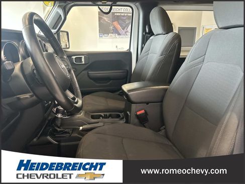 Used 2021 Jeep Wrangler Sport AWD/4WD image 12