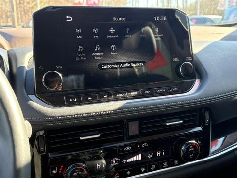 Certified 2023 Nissan Rogue SL w/ SL Premium Package image 12